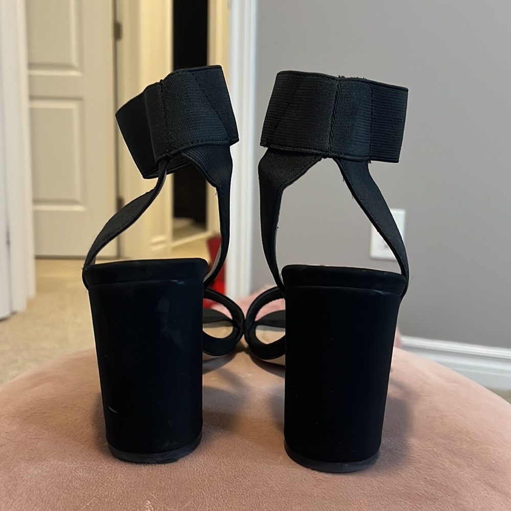 Black Spring Shoes - Picture 3 of 8